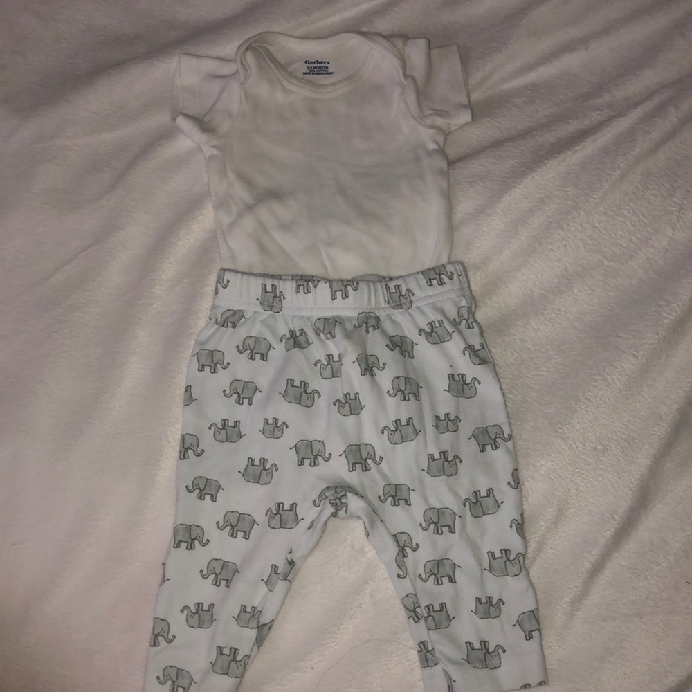 Unisex matching set!